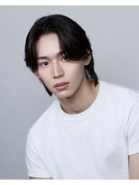 サヴォア オム(Savoir homme)&nbsp;韓国風センターパートウルフ
