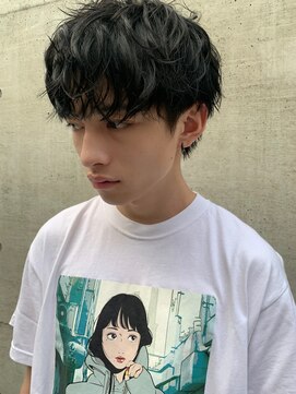 フィフス(fifth) ◇スパイラルパーマ マッシュ 黒髪 刈り上げ