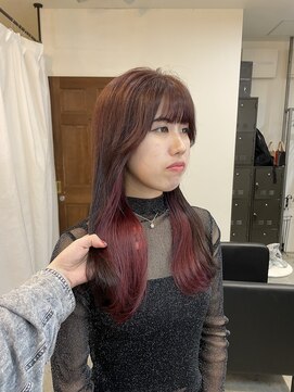 スイート ヘアデザイン(Suite HAIR DESIGN) チラッと！オシャレにワインレッドインナーカラー☆