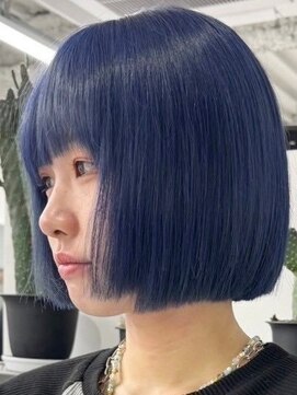 ウィコ 新宿(WICO) ネイビーブルー[新宿駅/切りっぱなしボブ/エアリーロング]