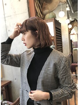 金子美容室 ナチュラルハイトーンボブ