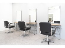 アグ ヘアー トレム 大口店(Agu hair treme)