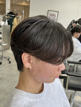 ラヴィズムバイフィフス(LUVISM by fifth) ニュアンスパーマフェザーパーマ毛流れ新潟メンズパーマ