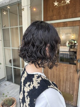 ラウブロッサム 大宮西口店(Lau Blossom) プードルパーマ+黒髪+ボブ