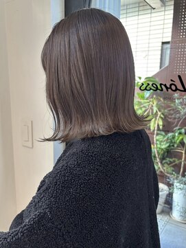 ローネス(LONESS) グレージュ　くすみベージュ　透明感カラー