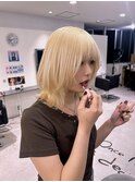 ハイライトカラーミルクティーベージュレイヤーカット