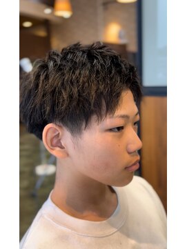 リリーヘアサロン(LILY hair salon) アップバングショート
