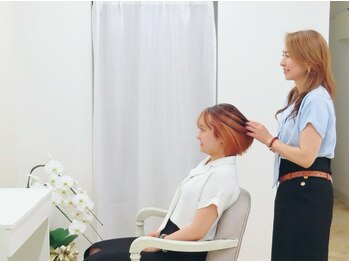 ヘアーサロンALII【アリー】髪質改善/白髪染め/頭浸浴/ヘッドスパ