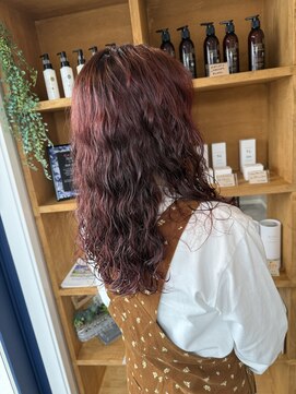 アウラヘアーサロン(aura hair salon) ピンクブラウンパーマスタイル