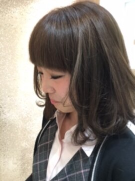 クラメール 黒崎コムシティ店(Kraemer) エアリーグレイジュ