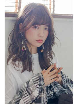 トッカ ヘアアンドトリートメント 難波店 セミウェット◆ロブ