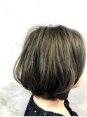 奥行きカラー！グラデーションショートボブ