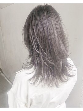 ヘアーアンドアトリエ マール(Hair&Atelier Marl) 【Marl】ハイライト入りのラベンダーグレージュカラー♪