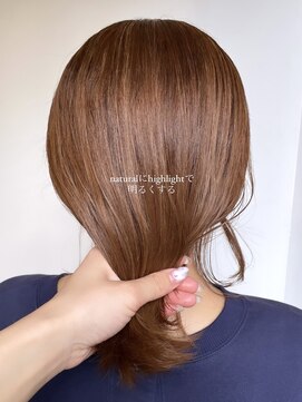 ヘアーアイストゥーレ(HAIR ICI TRE) naturalなハイライトカラー