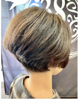 サーティエイト(38) くびれグラデショートボブ/アッシュ/白髪染め/髪質改善/元町/