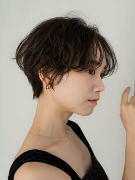 ロウ 銀座(RAW) パーマ　ショート　銀座　ハンサムショート　前下がりショート