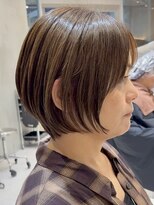 ソワネ 表参道(soigne)&nbsp;表参道白髪ぼかし顔周りレイヤーくびれショートボブアッシュ40代