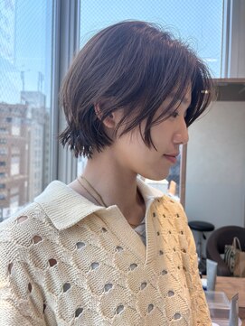モンルル プル(mon loulou + plus) ボブ、ボブレイヤー、ボブウルフ、ウルフレイヤー 担当 中野絢斗