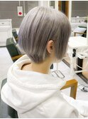 夏にオススメ！ブリーチカラー☆ショートボブアッシュグレー
