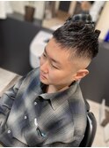 無造作ショートフェード