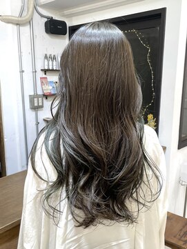 リッカ(RICCA) オリーブベージュ×カーキイヤリングカラー