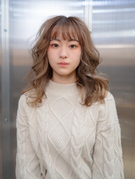 フィッツコア(FITS CORE) ミルクティーグレージュ　ロング