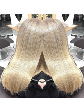 アムヘアー(A.M. hair) ケアブリーチカシミヤトリートメント