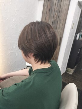 ユラウ(yurau) ノーバングハンサムショート