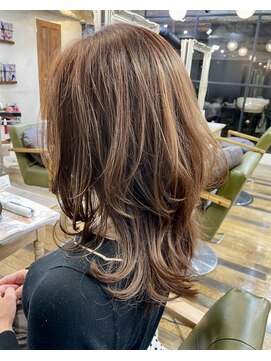 アリスバイアフロート 自由が丘(ALICe by AFLOAT) ウルフカット