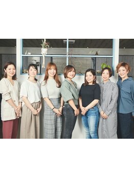 【知識豊富なスタイリストが細かなヘアのお悩みも解決!】落ち着いた雰囲気で居心地も良く,相談しやすい♪
