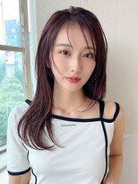 アフロート ディル(AFLOAT D'L)&nbsp;20代に人気！顔周りの後れ毛がかわいいシャギーレイヤーロング