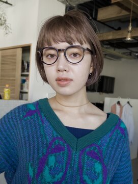 ディッセンバー 神宮前(December) マロンベージュワイドバングミニボブショートボブグレージュ