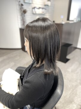 リリ(RiRi) 透きとおるダークグレージュ