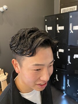 メロウメンズライン 神戸三宮(mellow men's line) 毛流れパーマ