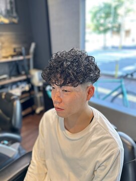 レオザバーバー(LEO the Barber) スペインカールスタイル