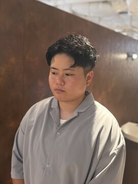 ウノプリールヴァモス(unopulir Vamos) メンズカットパーマ