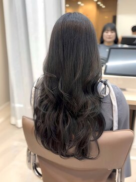 ソヨン 栄2号店(SOYON) ロングレイヤー/韓国風ウルフカット/ハッシュカット/トレンド