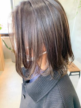 テトヘアー(teto hair) グレージュ、インナーカラー、スリークボブ、アッシュ