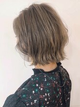 人気NO,1カラー「ミルクティーベージュ」[南草津/南草津駅/髪質改善/学割U24/白髪ぼかし/ハイライト]