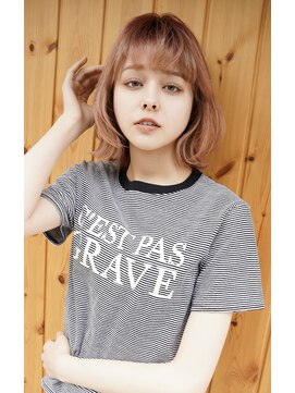 ブゾン(buZon) 【buZon ブゾン】ピンクベージュ×レイヤーボブ