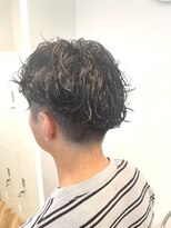 ロミーオム 本厚木(ROMMY. Homme)&nbsp;波巻きツイストスパイラルパーマメンズカット