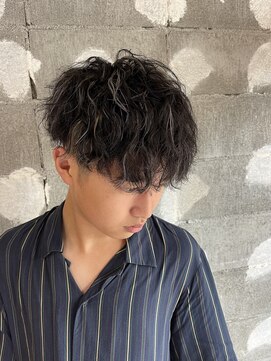 ソワ 四日市(soie) 【soie井上】ツイストスパイラル/ハイライト/ツーブロック