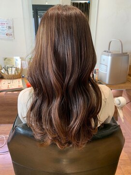 ブリング バイ スノードロップ 吉祥寺(BRING by Snowdrop) 黒髪/グレーベージュ/レイヤーロング/前髪パーマ/吉祥寺