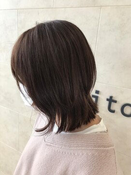 プリート Pulito ミディアムボブ　外ハネ