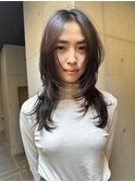 セミロングレイヤースタイル