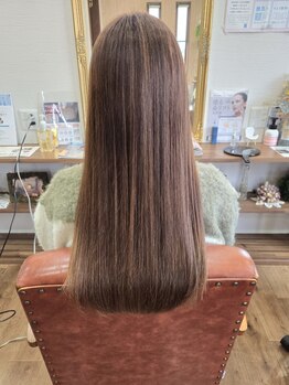 フィカス(Ficus)の写真/キレイの"種"《シードオイル》で、豊かな潤いとツヤめく髪色を叶える♪柔らかい透け感でお洒落を楽しんで＊