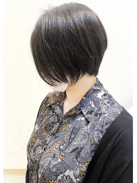 モリオ フロム ロンドン 成増店 【morio成増/一戸】黒髪大人かわいい前下がりショートボブ