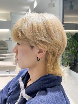 ノラ ウメダ(NORA UMEDA) ブロンド×マッシュウルフ