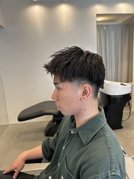 ヴェーク(Weg) アップバングショート