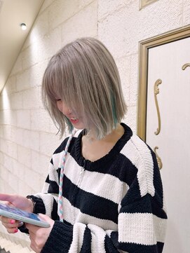 ハピネス 河原町店(Happiness) ホワイトベージュ　インナーカラー　京都美容室　進詩織